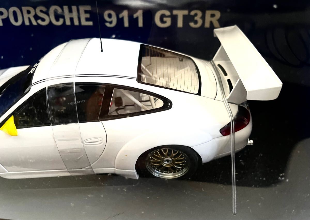 最終値下げ　1/18 ポルシェ911GT3 R ホワイトボデ?！ˉ`トアート