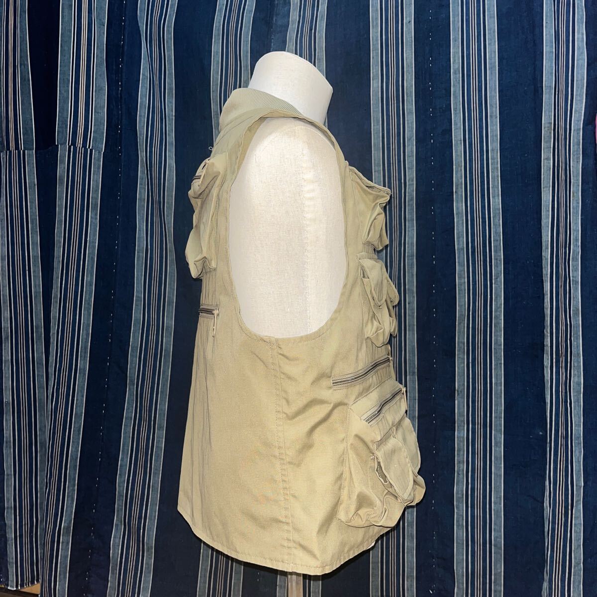8749円 rare 80s 90s eddie bauer fishing vest ベスト 黒タグ 8749円 rare 80s 90s eddie bauer fishing vest ベスト 黒タグ