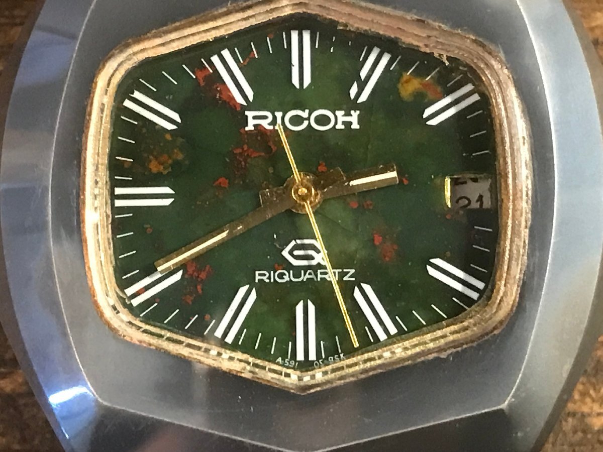 SS-5976# включая доставку #RICOH RIQUARTZ кварц мужские наручные часы часы античный retro 99g* б/у товар * циферблат . царапина есть /.AT.