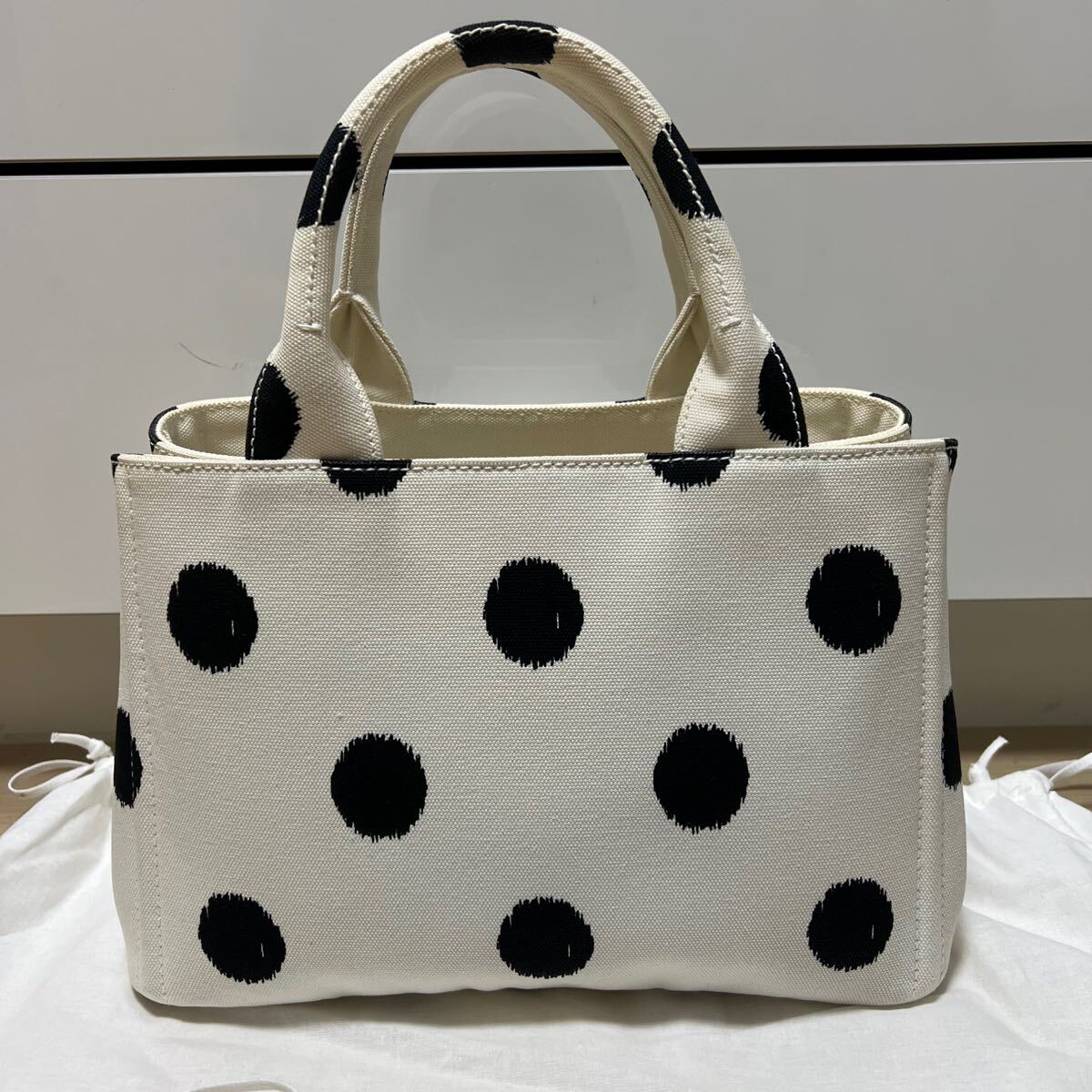 【大人エレガンス】PRADA スタッズ付き ヘッドバンド Bibian 比比昂 - Prada プラダ ラフシモンズ RFID搭載 現行