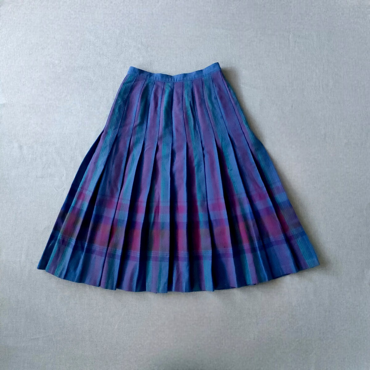 70年代ビンテージ PENDLETON ペンドルトン チェック柄プリーツ 70年代ビンテージ PENDLETON ペンドルトン チェック柄プリーツ