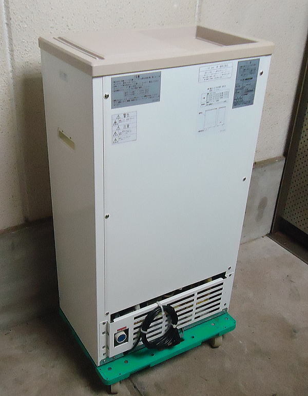 ☆中古 税込 14年製 業務用 サンデン SANDEN 小型 スライドドア ☆中古 税込 14年製 業務用 サンデン SANDEN 小型 スライドドア