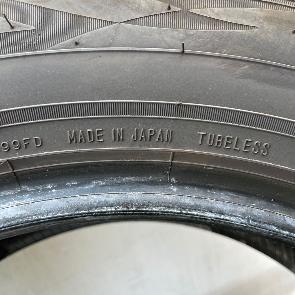 バリ山 2023年式 ダンロップ ENASAVEエナセーブ RV505 195/60R16 バリ山 2023年式 ダンロップ ENASAVEエナセーブ RV505 195/60R16