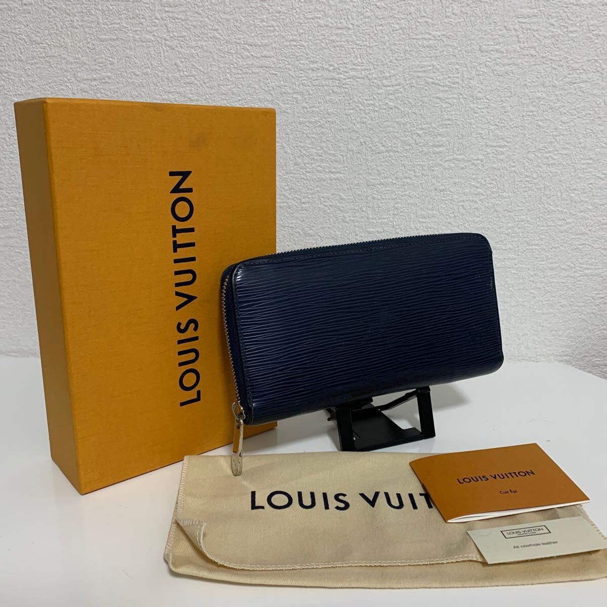 ルイヴィトン LOUIS VUITTON エピ ジッピー・オーガナイザー NM ルイヴィトン LOUIS VUITTON エピ ジッピー・オーガナイザー NM