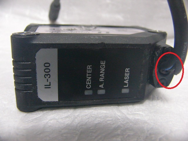 ☆動作保証 KEYENCE IL-300 CMOS レーザアプリセンサヘッド 訳有 ☆動作保証 KEYENCE IL-300 CMOS レーザアプリセンサヘッド 訳有