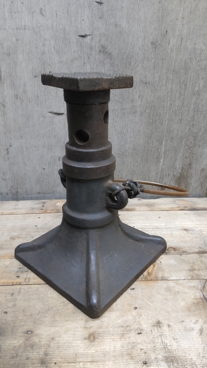 建筑ジャッキ 大工道具 古道具 手回しジャッキ 22.5㎏ 39~63㎝ ジャッキ トラクター 重機(jī)整備 等 