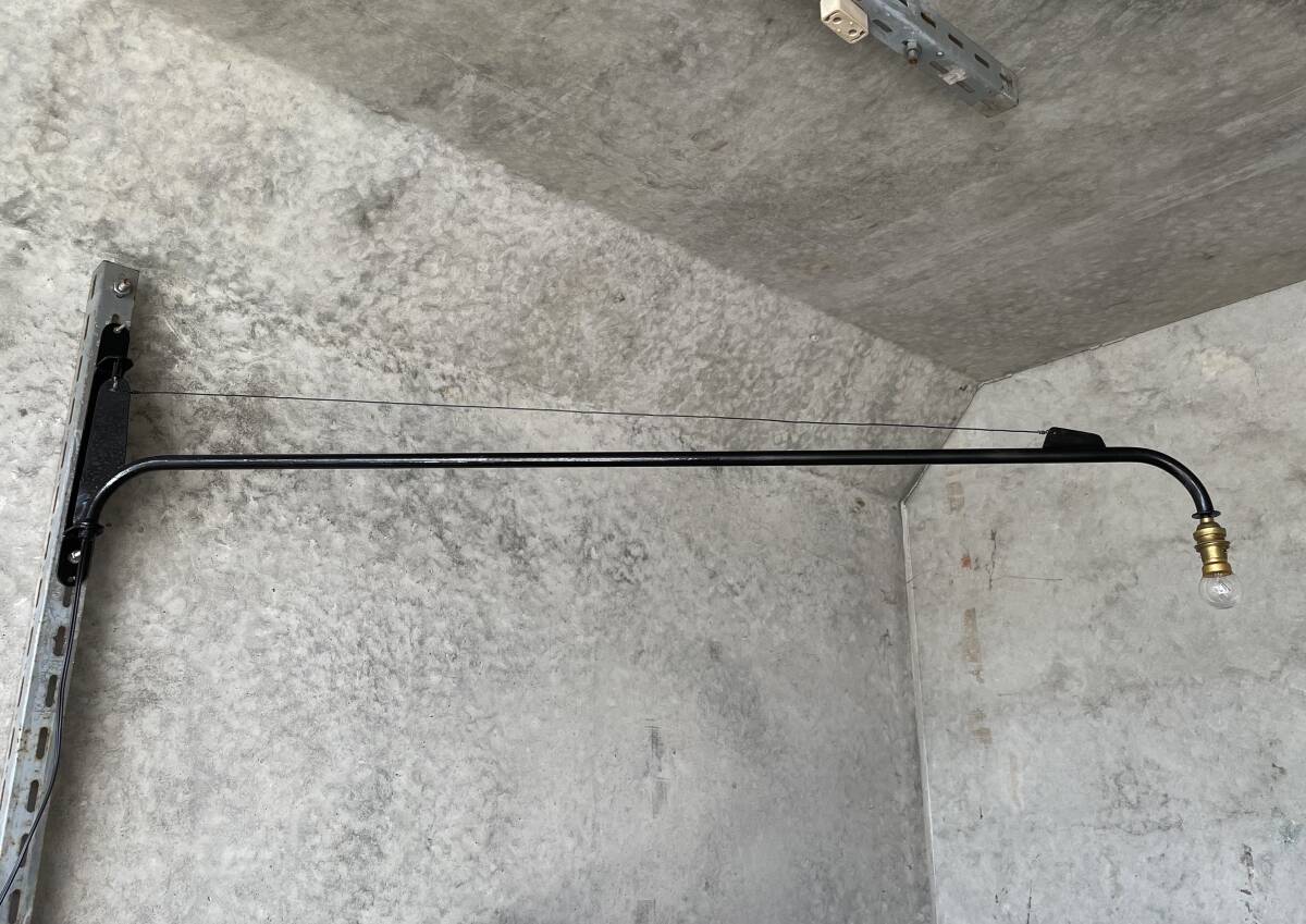Bibian 比比昂- 期間限定出品!Jean Prouve potence lamp Swing Bibian 比比昂- 期間限定出品!Jean Prouve potence lamp Swing