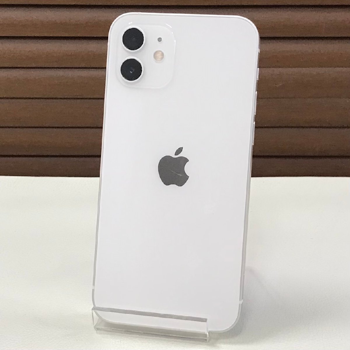☆良品/中古品☆au Apple iPhone 12 64GB MGHP3J/A White ☆良品/中古品☆au Apple iPhone 12 64GB MGHP3J/A White