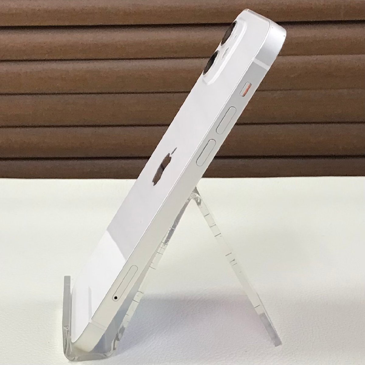 ☆良品/中古品☆au Apple iPhone 12 64GB MGHP3J/A White ☆良品/中古品☆au Apple iPhone 12 64GB MGHP3J/A White