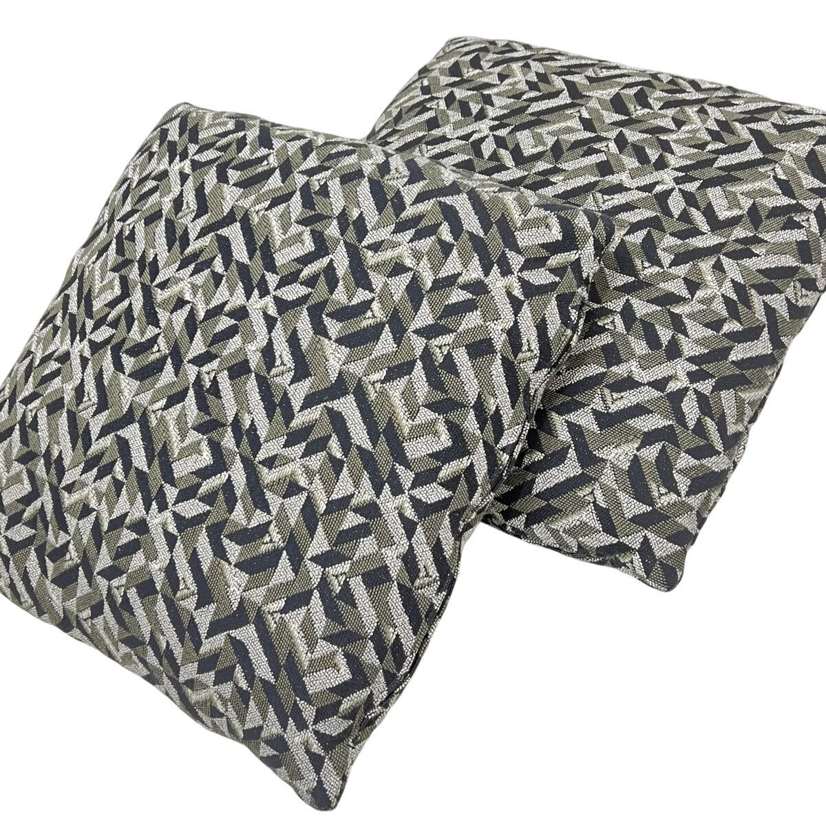 展示品■arflex MILAN アルフレックス ミラン クッション 2点セット モノトーン 幾何学 モダン スクエア 45cm■兵庫県姫路市発 I1
