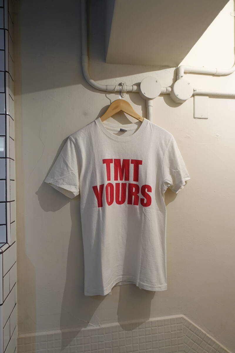 TMT YOURS BIG 3 Tシャツ　クリーム色　サイズM