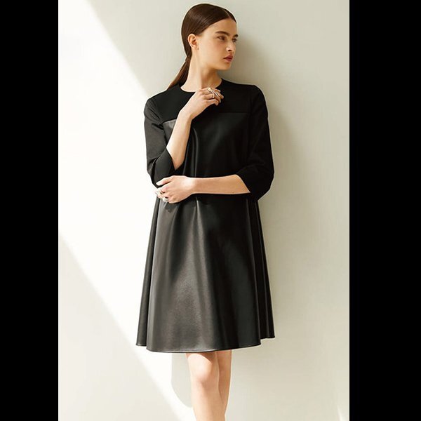 FOXEY NEW YORK◇フォクシーニューヨーク・43872 Dress Tessa七分袖 合皮ワンピース◇38サイズ・ブラック　クリーニング済み　美品_画像4