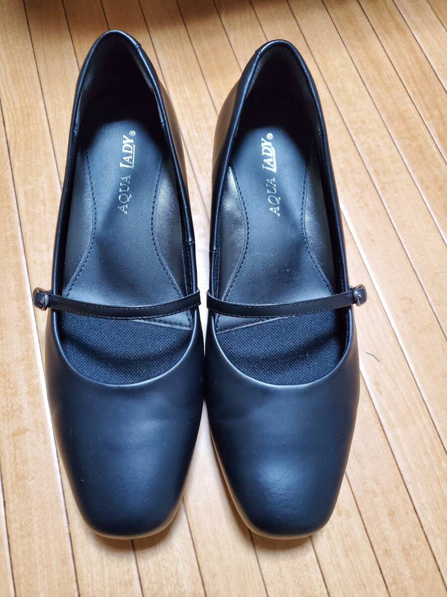 AQUA LADY◆アクアレディー 23.5cm 4E 本革 幅広 ワイド レディース パンプス ストラップ ベルト ブラック 冠婚葬祭