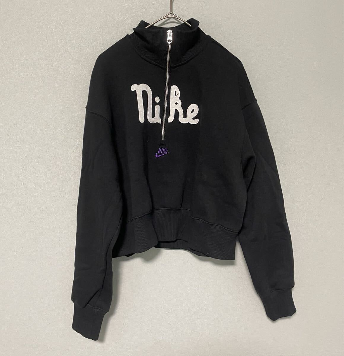 M 新品 NIKE QZ プルオーバー ワッペン ハーフジップ ショート丈 M 新品 NIKE QZ プルオーバー ワッペン ハーフジップ ショート丈