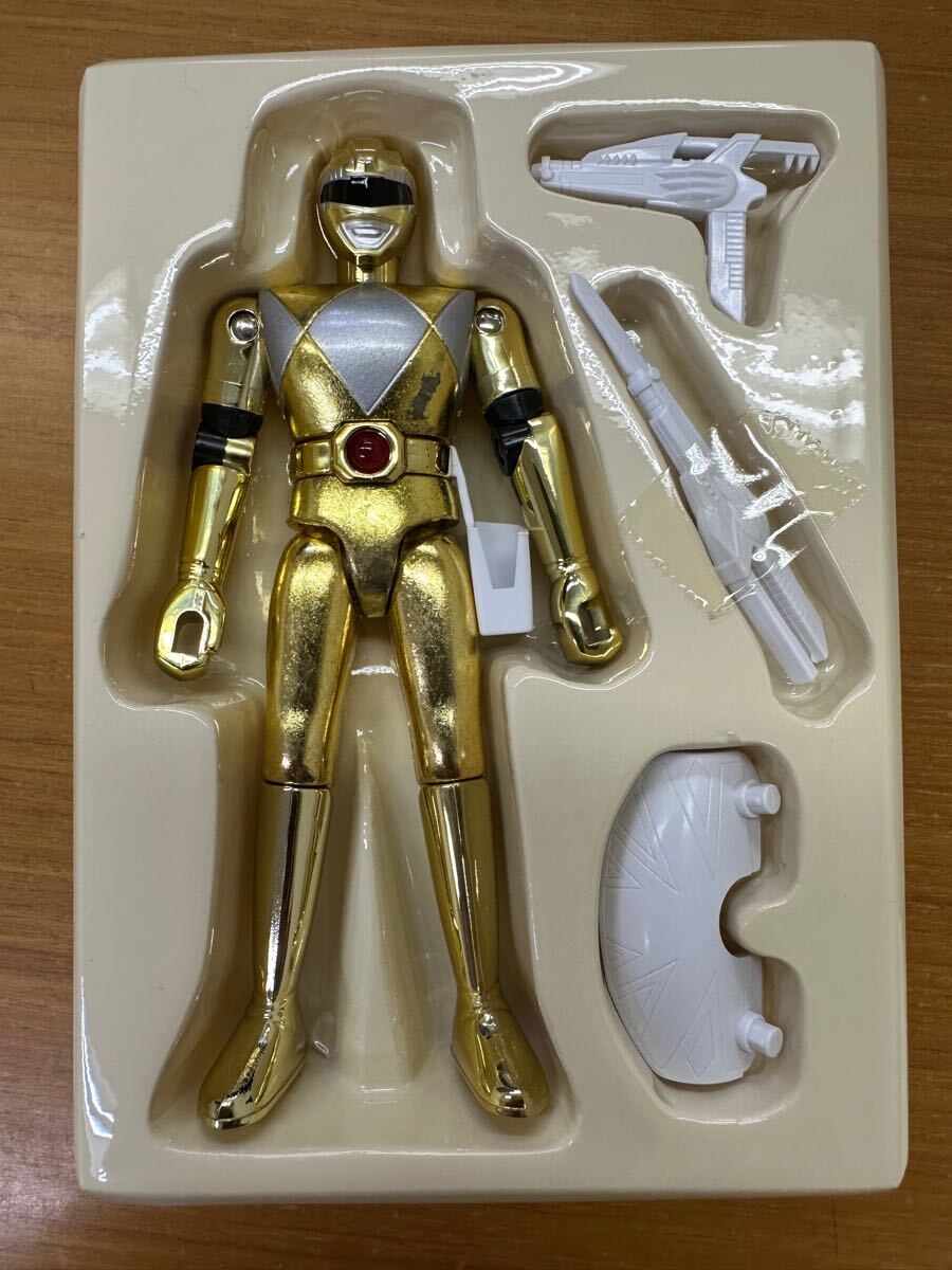 【非売品】バンダイ 光る超合金 ジュウレンジャーティラノレンジャー 金メッキ Yahoo!オークション - 【非売限定品】バンダイ 光る超合金
