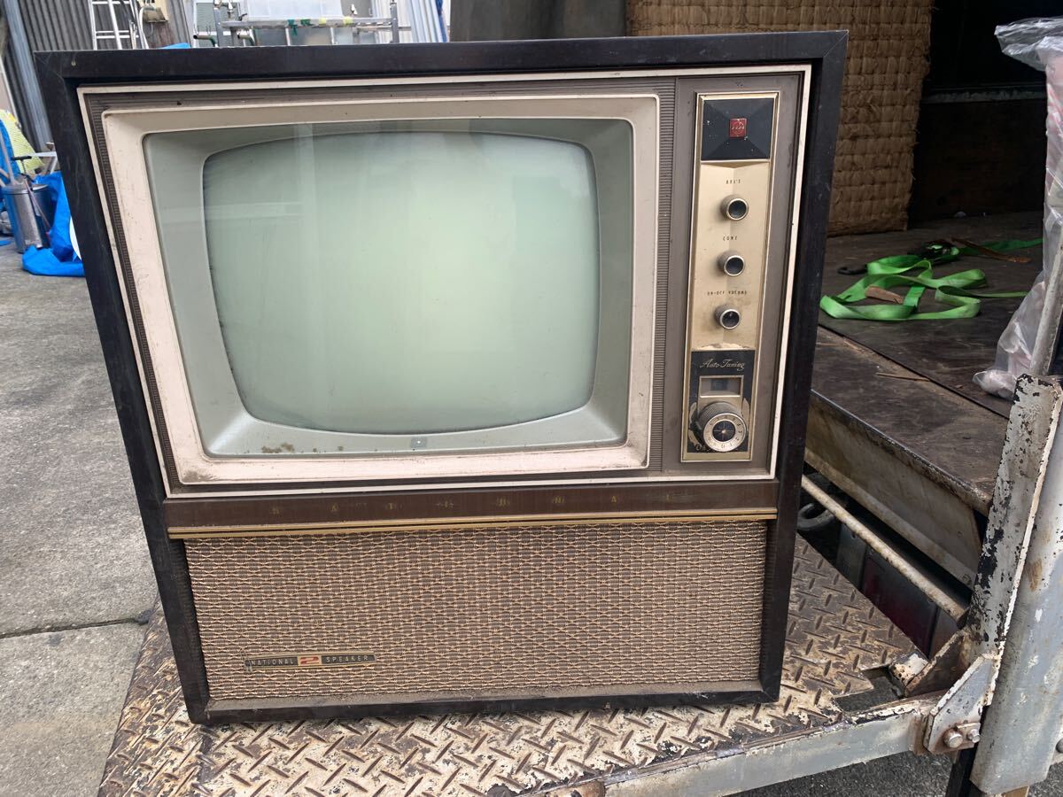 OLDブラウン管 アンティーク レトロ 昭和 - ブラウン管テレビ OLDブラウン管 アンティーク レトロ 昭和 - ブラウン管テレビ