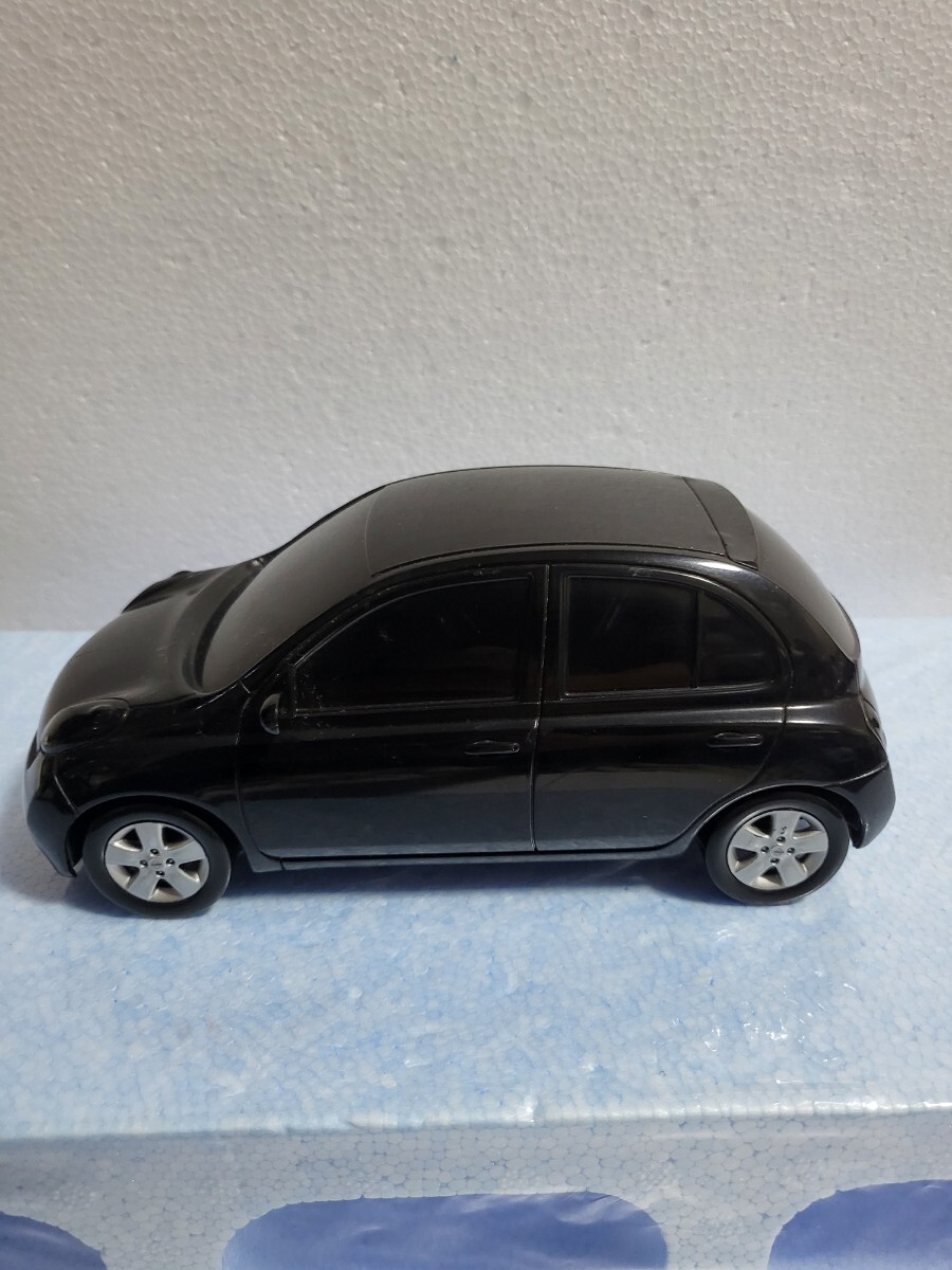 Amazon | 1/43 日産 3代目マーチ NISSAN MARCH K12 ディーラー