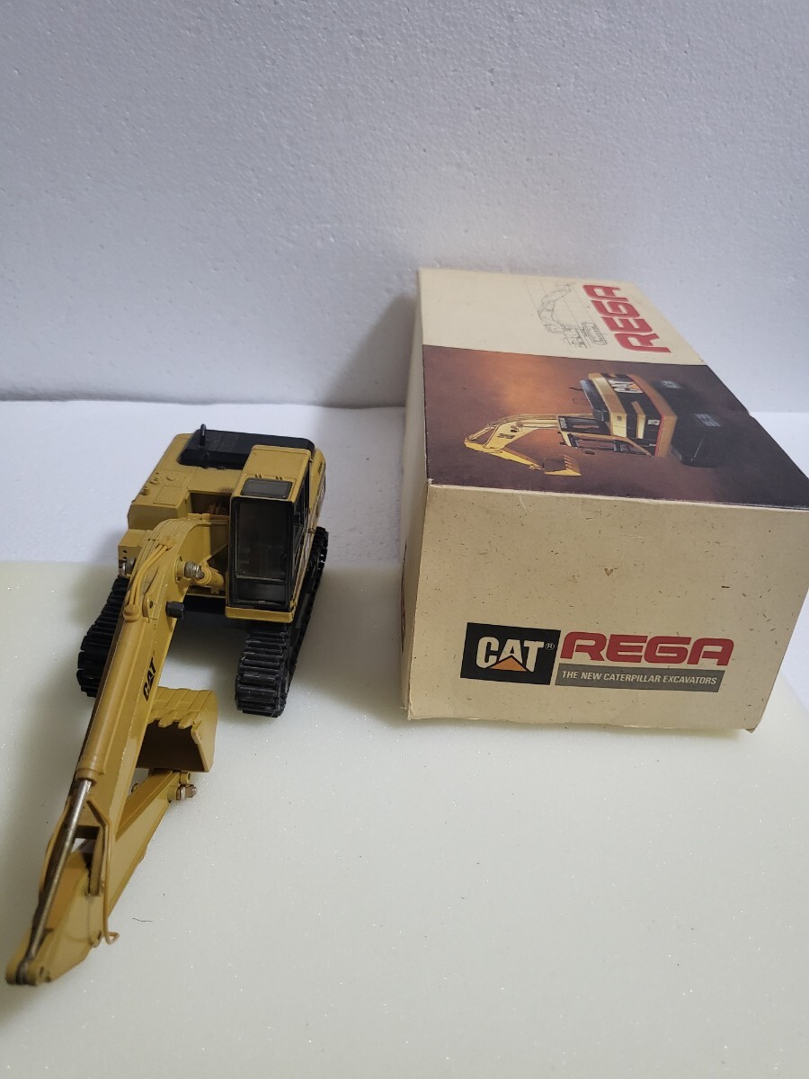 希少 重機モデル 新キャタピラー三菱特注品 REGA CAT 320 希少 重機モデル 新キャタピラー三菱特注品 REGA CAT 320