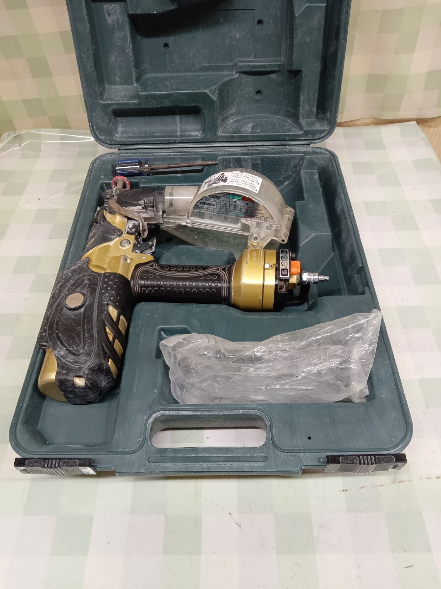中古品】ハイコーキ(HIKOKI ※旧:日立工機) 高圧エアネジ打ち機 中古品】ハイコーキ(HIKOKI ※旧:日立工機) 高圧エアネジ打ち機