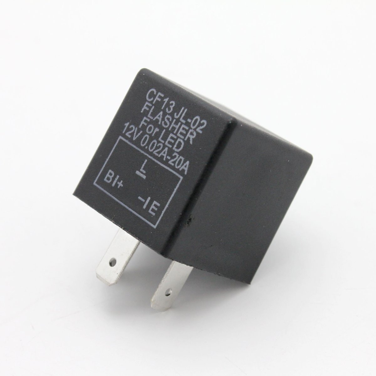 送料格安 汎用ICウインカーリレー 3ピン LEDハイフラ防止に ピアジオ ベスパ ランナー