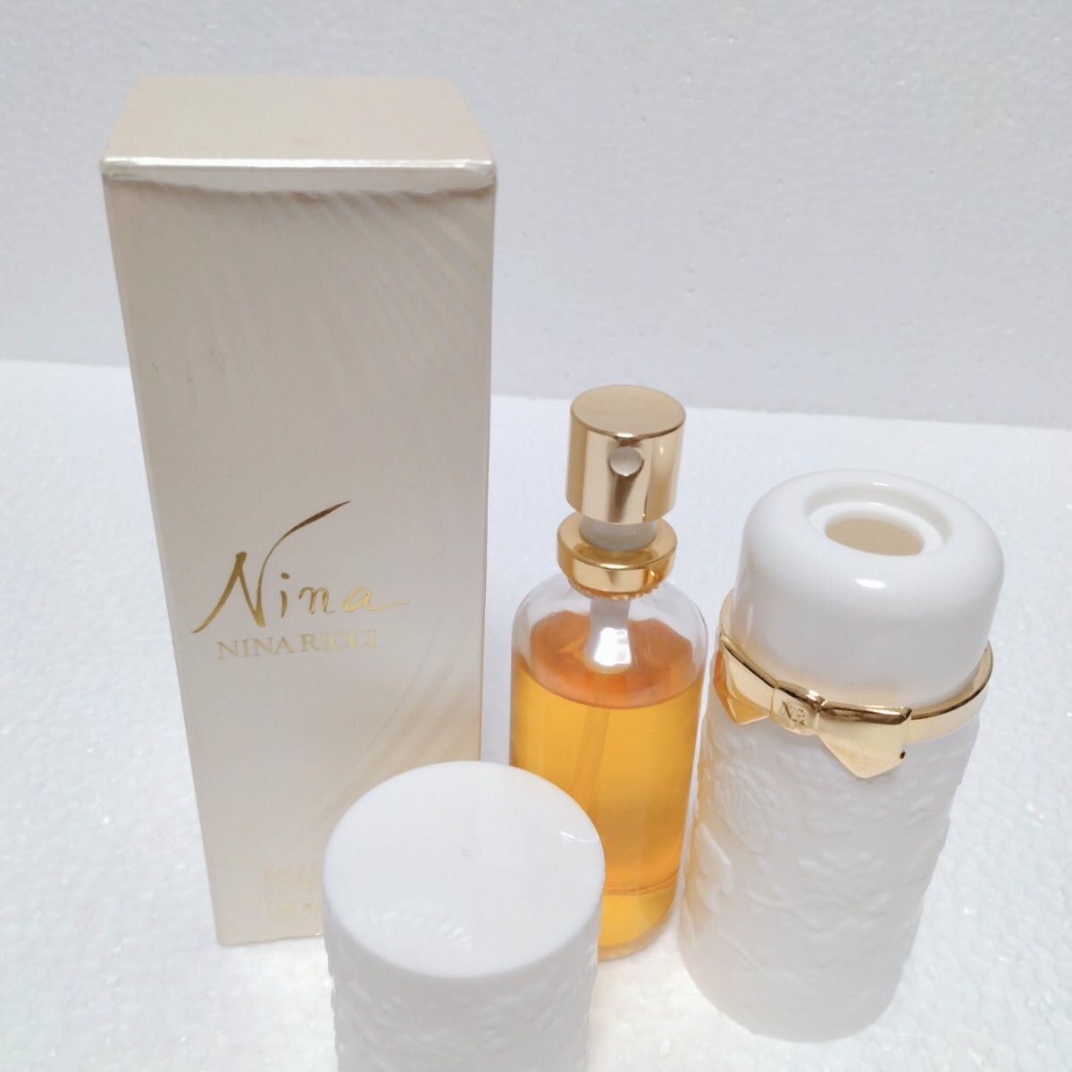  Nina Ricci Nina o-teto трещина EDT 50ml NINA RICCI Nina коробка есть бесплатная доставка M②