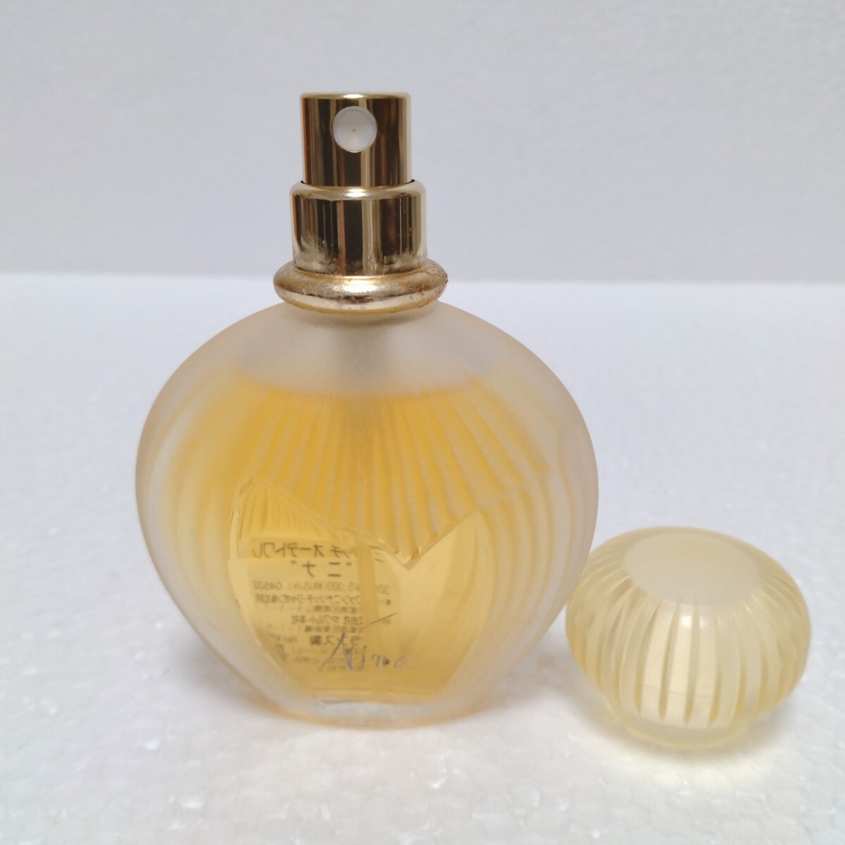  Nina Ricci Nina o-teto трещина EDT 30ml NINA RICCI Nina коробка. нет бесплатная доставка 
