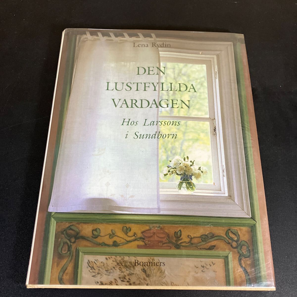 24-10-14『 カール・ラーションの暮らし Den lustfyllda vardag』 Lena Rydin　Albert Bonniers 1992年　スウェーデン語　洋書