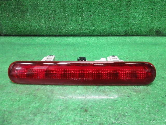 ＡＺワゴン DBA-MJ23S ハイマウントストップランプ XG ZJ3 ブルーイッシュブラックパールIII スタンレー P8199 240689