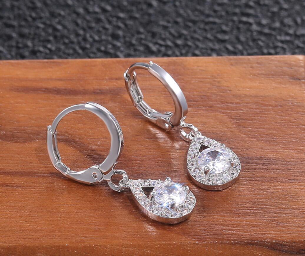 CHQ634#ダイヤモンド ピアス イヤリング レディース アクセサリー キラキラ輝く 高貴 エレガント 女性 ギフト 宴會 披露宴 パーティー