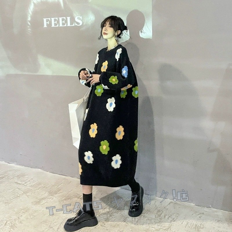 ☆新品　ワンピース ニット セーター ゆったり ふんわり 花柄 暖かい もこもこ ブラック