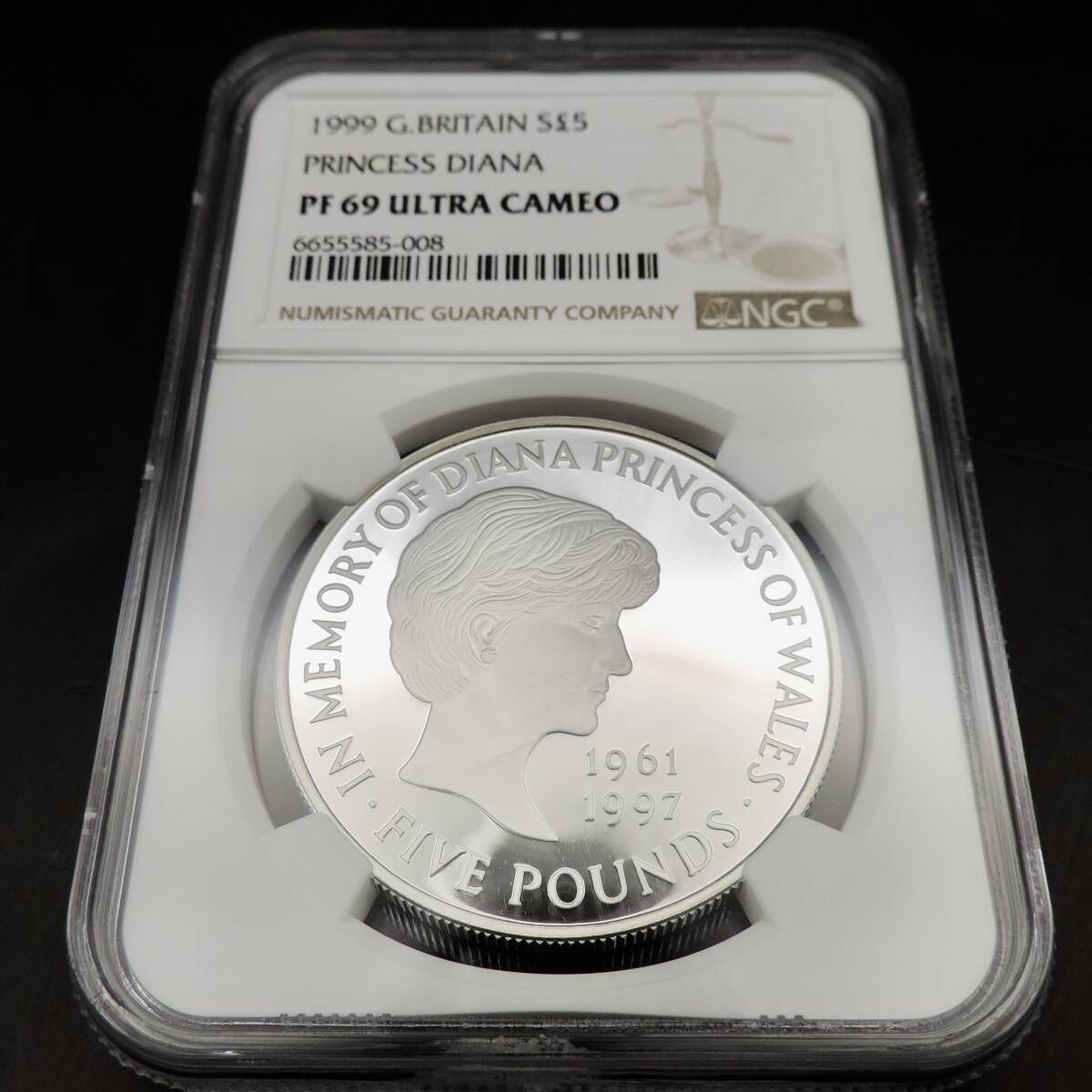 プリンセスダイアナ追悼銀貨 1999年5ポンド硬貨 プリンセスダイアナ追悼銀貨 1999年5ポンド硬貨