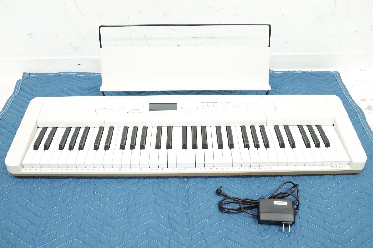 ■2022年製■動作確認済■美品■ CASIO 電子ピアノ LK-526 カシオ 鍵盤楽器 ホワイト 光ナビゲーション ピアノ 楽器