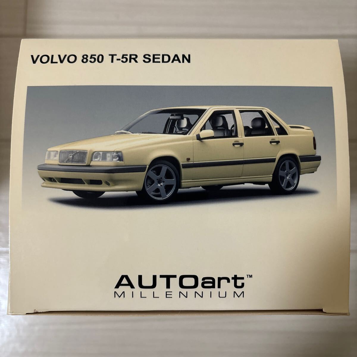 1/18 AUTOart オートアートVOLVO ボルボ 850 T-5R SEDAN 1995 1/18 AUTOart オートアートVOLVO ボルボ 850 T-5R SEDAN 1995