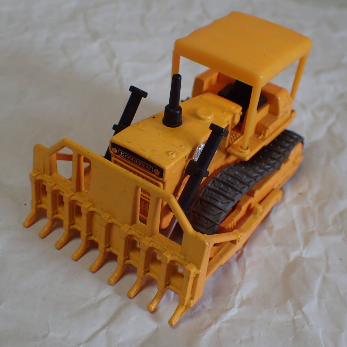 小松 レーキ ドーザー D155A 1/70　トミカダンディ No.060 KOMATSU RAKE DOZER D155A 