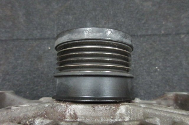 ★2009年 アルファロメオ 159 2.2JTS-TI ABA-93922 オルタネーター★_画像3