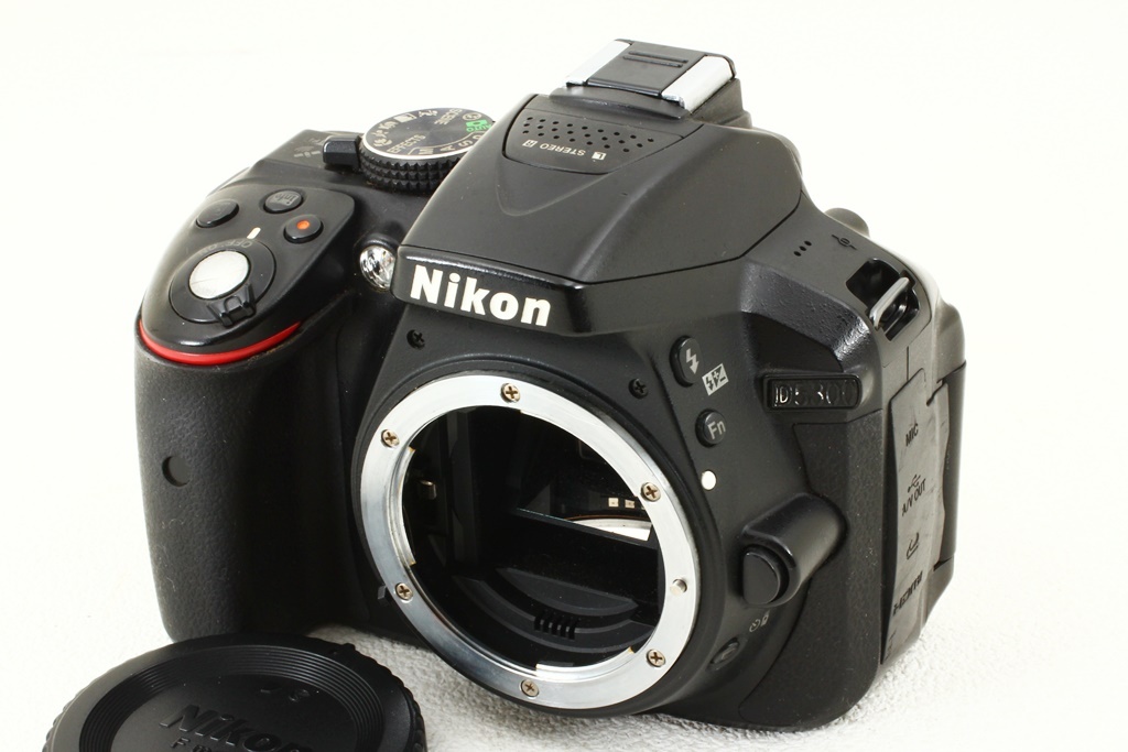 ジャンク品◇Nikon ニコン D5300 ボディ◇2416万画素,デジタル ジャンク品◇Nikon ニコン D5300 ボディ◇2416万画素,デジタル