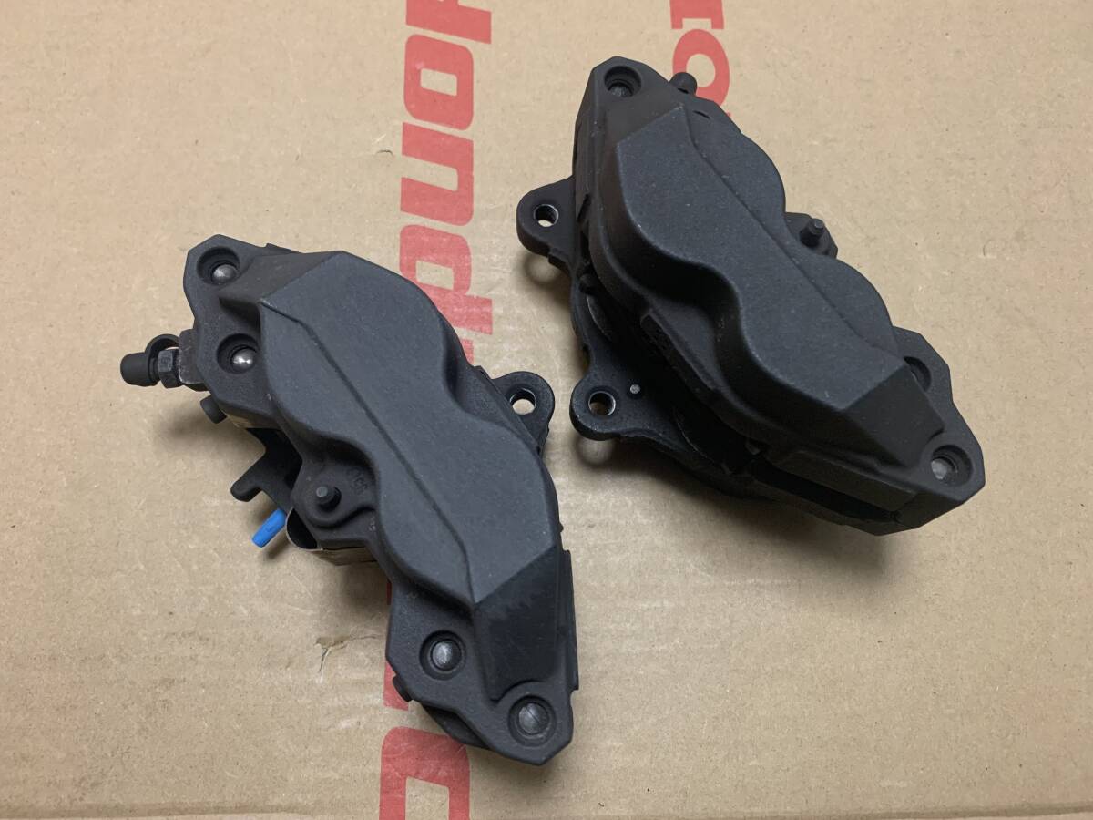 ZRX1200 DAEG純正トキコ製4PODブレーキキャリパー ピッチ62mm ZRX1200 DAEG純正トキコ製4PODブレーキキャリパー ピッチ62mm