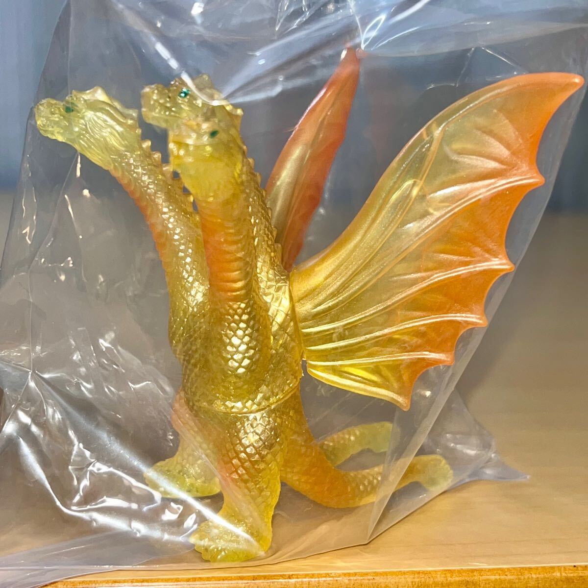 マルガチャ EX キングギドラ 1968 イエロークリア レッド 塗装 マルガチャ EX キングギドラ 1968 イエロークリア レッド 塗装