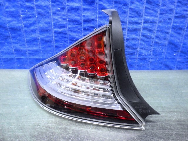 K927　CRZ　CR-Z　ZF1　ZF2　前期　后期　左テール　LED　P8689　B　美品