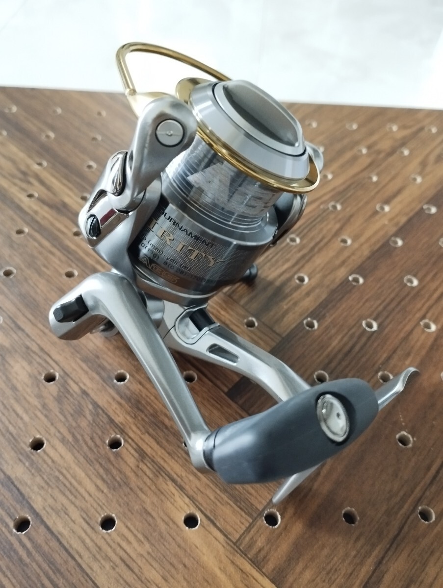 Y433R00031】美品 ダイワ トーナメント エアリティ 2500 Y433R00031】美品 ダイワ トーナメント エアリティ 2500