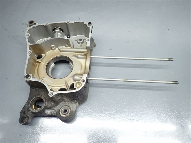 εFC04-3 ヤマハ マジェスティ250-2/C SG03J 平成12年式 エンジン クランクケース 右 破損無(wú)し！