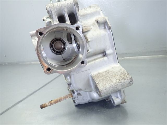 εFC10-60 ヤマハ ビラーゴ400 Virago 2NT 昭和62年式 エンジン クランクケース 左側(cè) 破損無し！