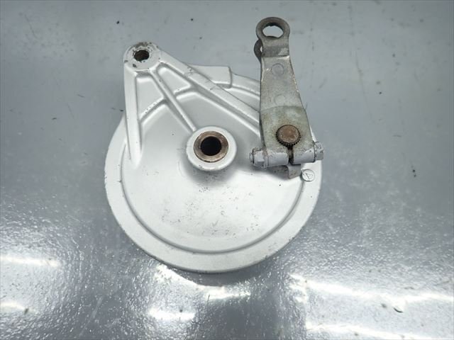 β241018-5 ホンダ スーパーカブ50 C50 4速 セル付 (H7年式) 動畫有 純正 リアブレーキドラム 固著無し！正常！