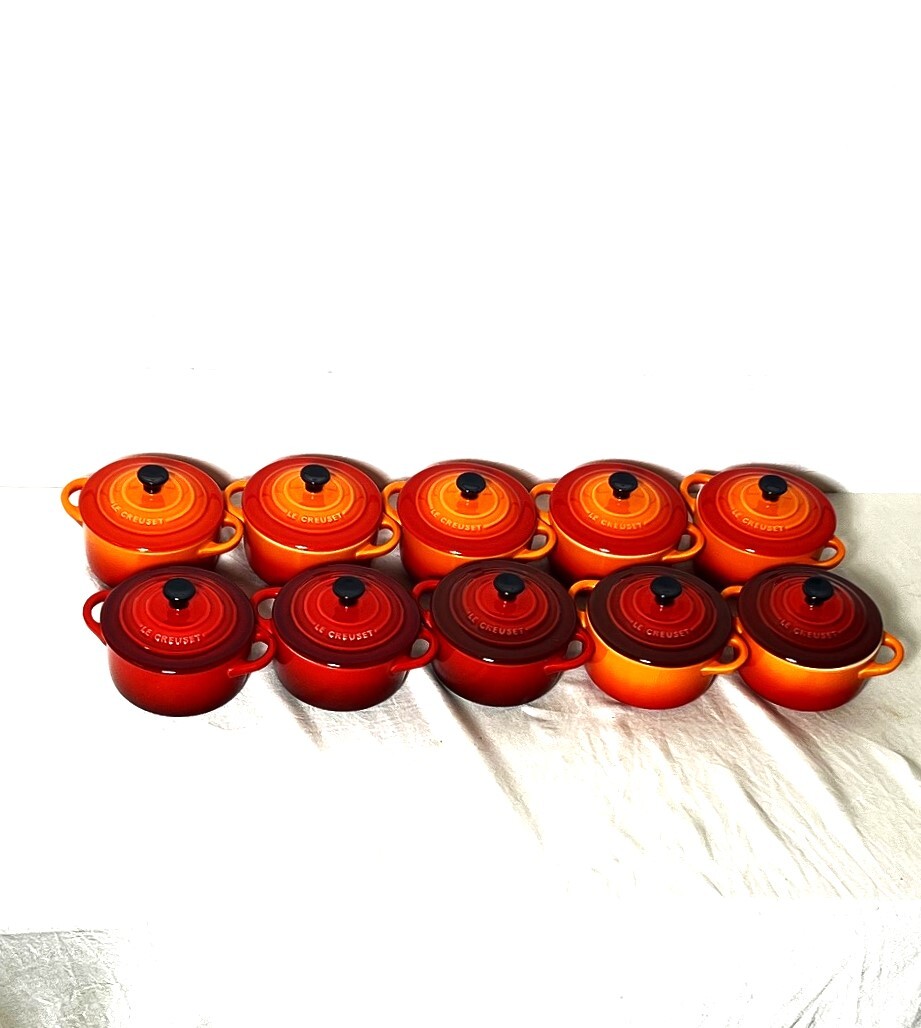 【★緊急★倉庫一掃セール！】M2833【 ル・クルーゼ Le Creuset】 ミニ ココット10個セット オレンジ/チェリーレッド 910050-00 鍋 鋳物