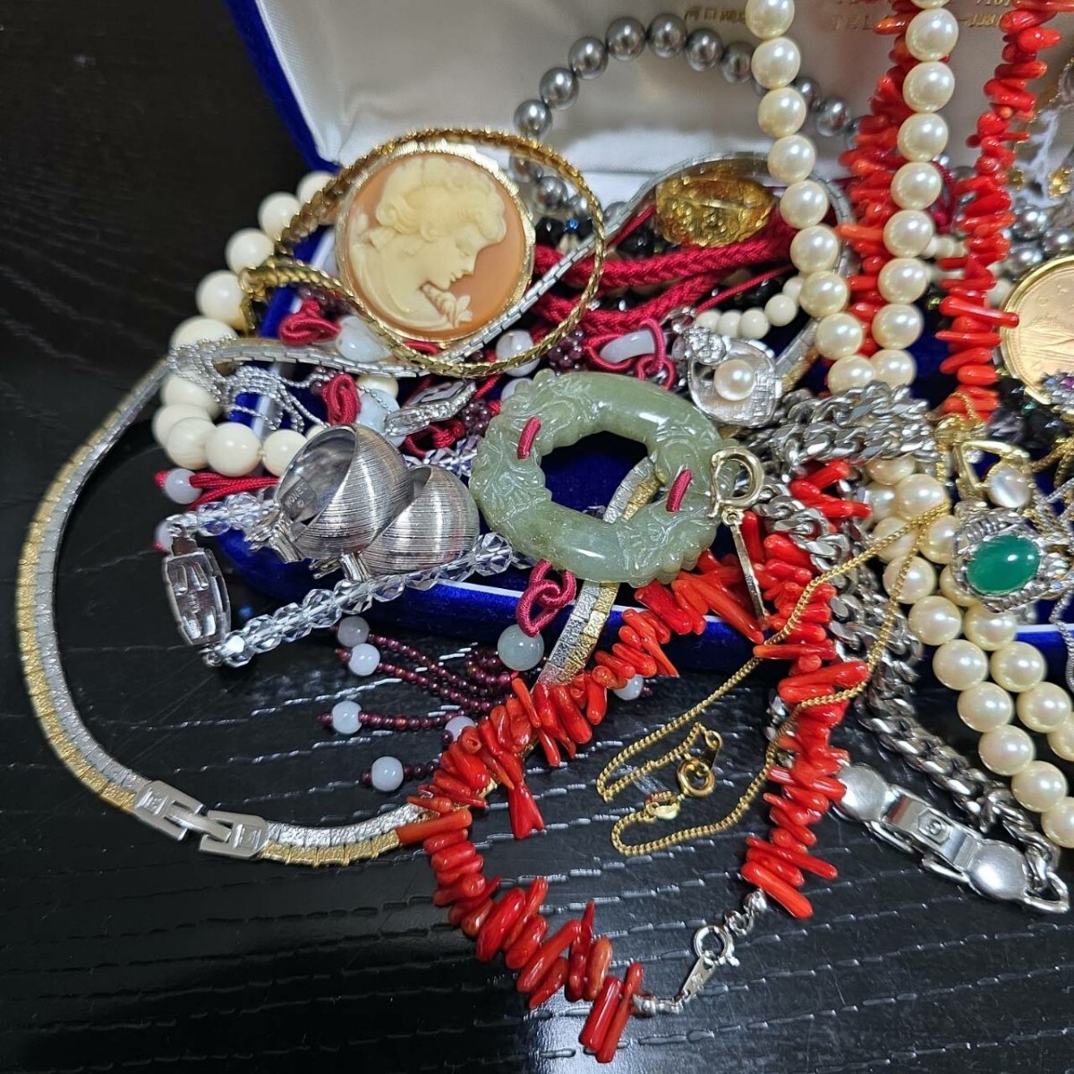 クラシックデザインの金色リング ヴィンテージリング 遺品整理 クラシックデザインの金色リング ヴィンテージリング 遺品整理