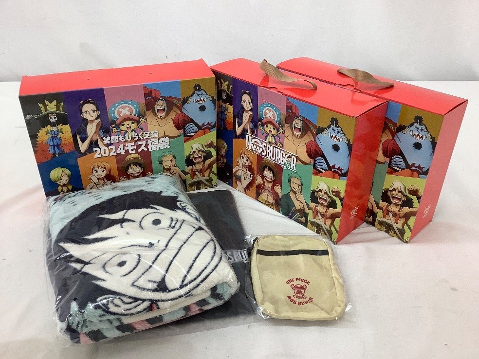 モスバーガー/福袋/ONE PIECE/ブランケット/ミニショルダーバッグ/Tシャツ 一点のみ中袋開封 未使用品 ACB