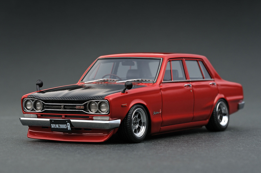 ■イグニッションモデル 1/43 ニッサンスカイライン 2000 GT-R (PGC10) レッド カーボンボンネット