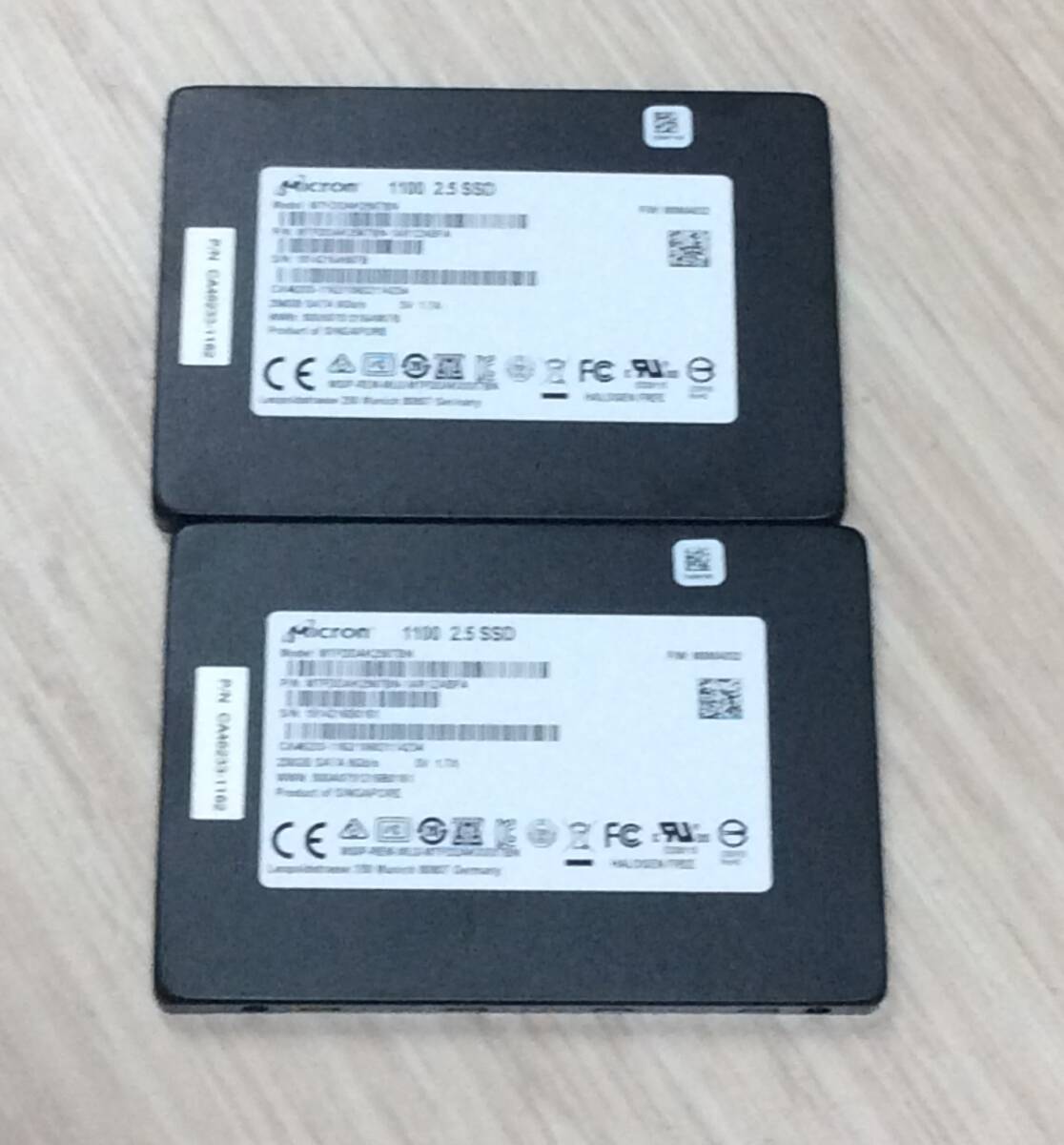 Micron 2.5インチSSD 256GB 2個セット 中古 OS消去済