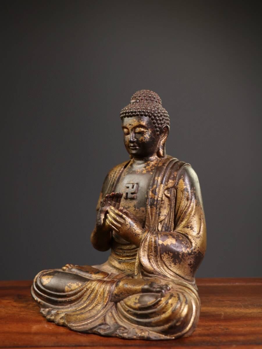 蔵友旧蔵出 銅製 泥金 朱砂 釋迦牟尼像 密宗密教 供養品 仏教 蔵友旧蔵出 銅製 泥金 朱砂 釋迦牟尼像 密宗密教 供養品 仏教