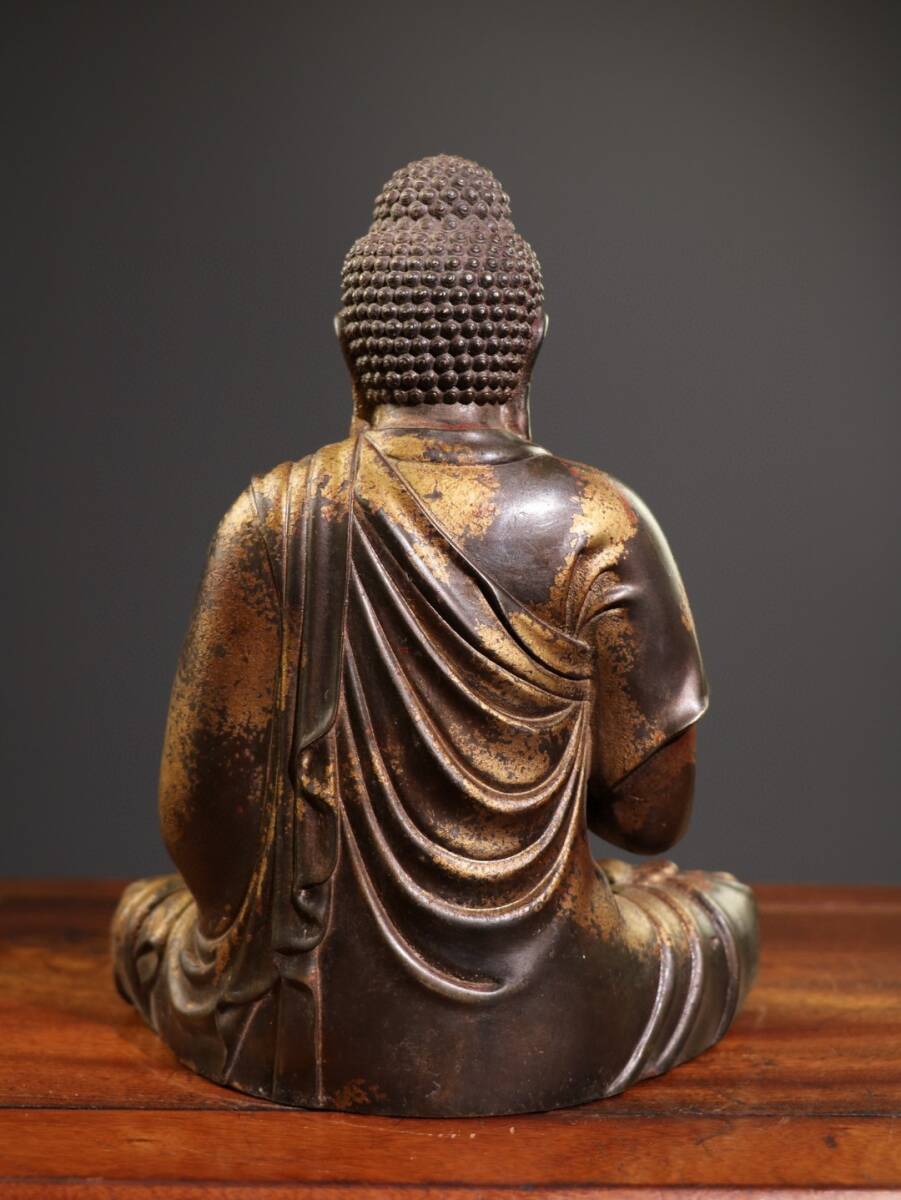 蔵友旧蔵出 銅製 泥金 朱砂 釋迦牟尼像 密宗密教 供養品 仏教 蔵友旧蔵出 銅製 泥金 朱砂 釋迦牟尼像 密宗密教 供養品 仏教